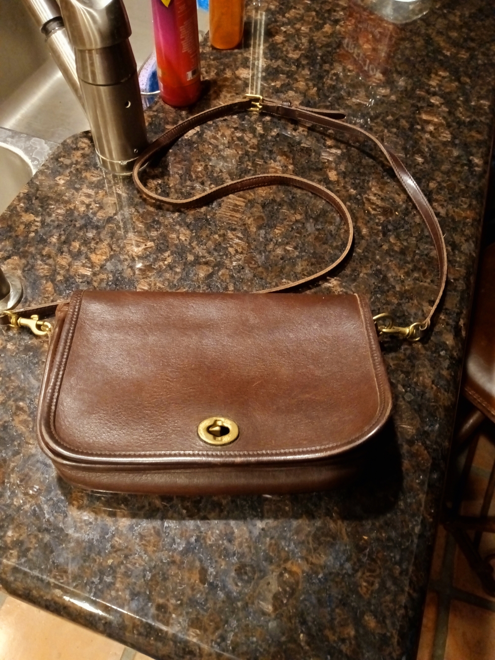 Vintage Coach Women Brown Leather Crossbody Bag Made In Hungry 80s